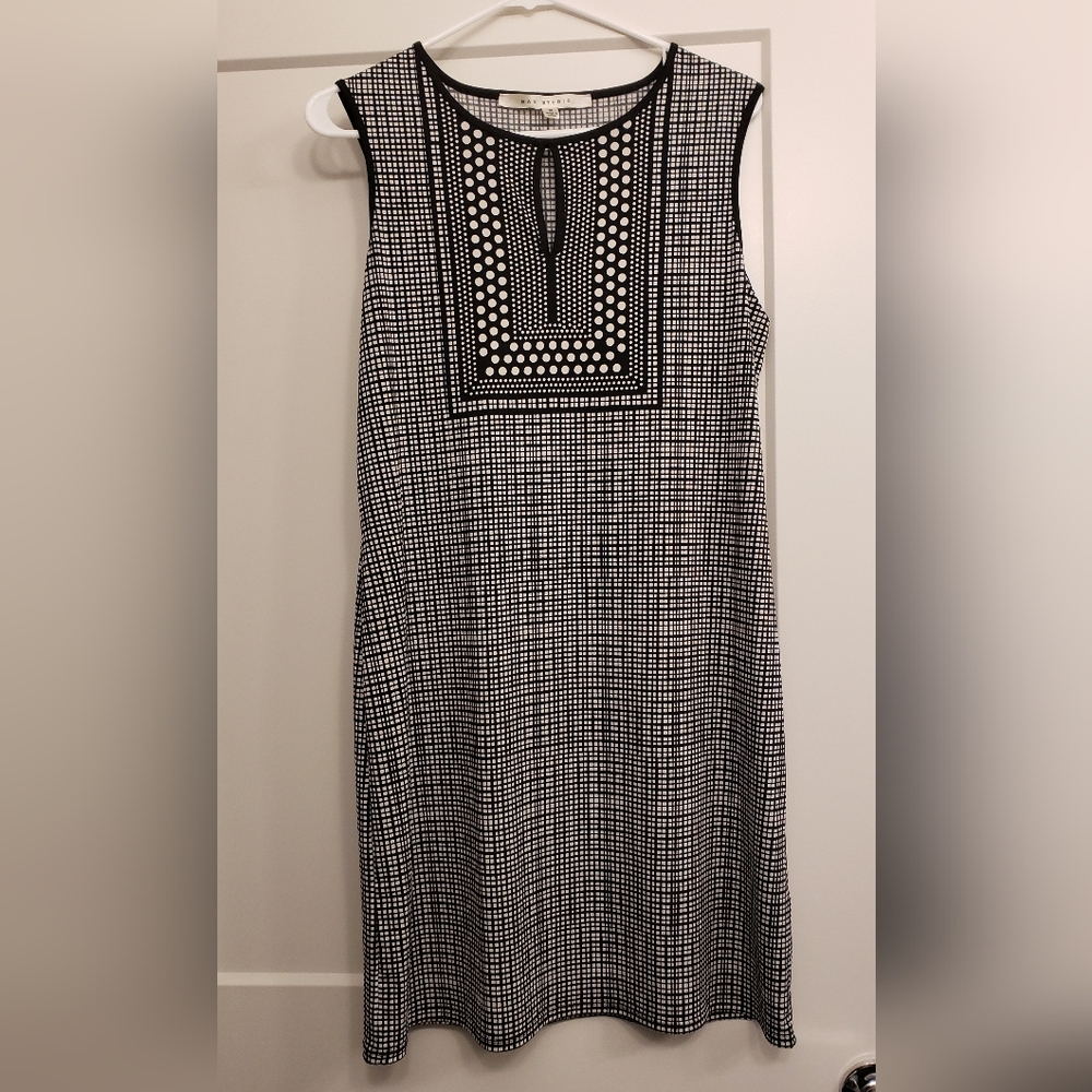 Chic Black and White Geometric Dress